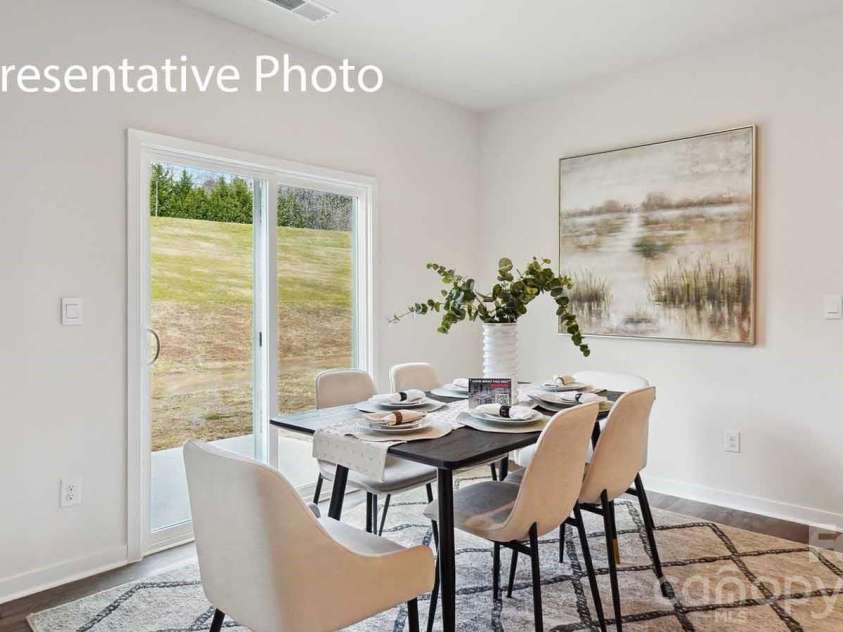 522 Brinkley Drive, Kings Mountain, NC 28086.  MLS# CAR4404598, YatesRealty ID 39096. 