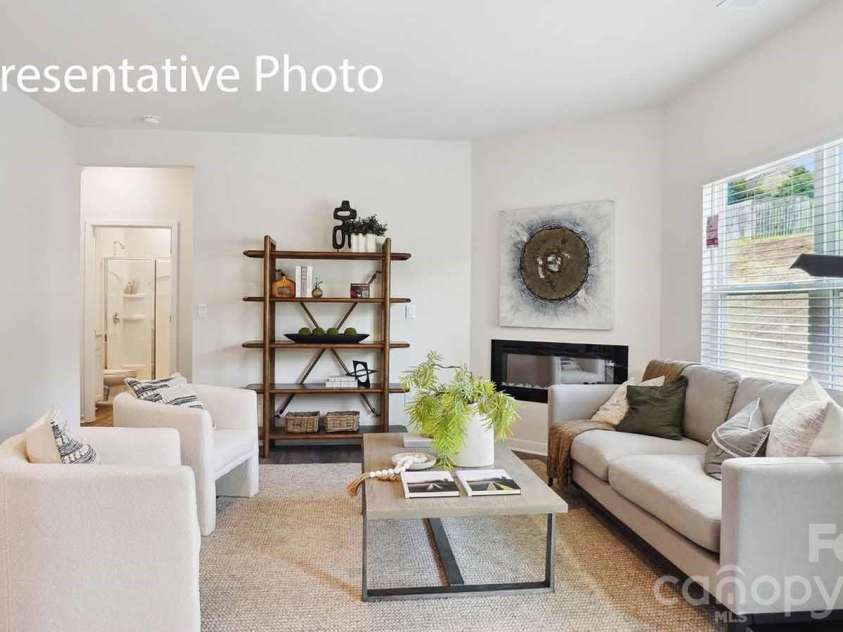 522 Brinkley Drive, Kings Mountain, NC 28086.  MLS# CAR4404598, YatesRealty ID 39096. 