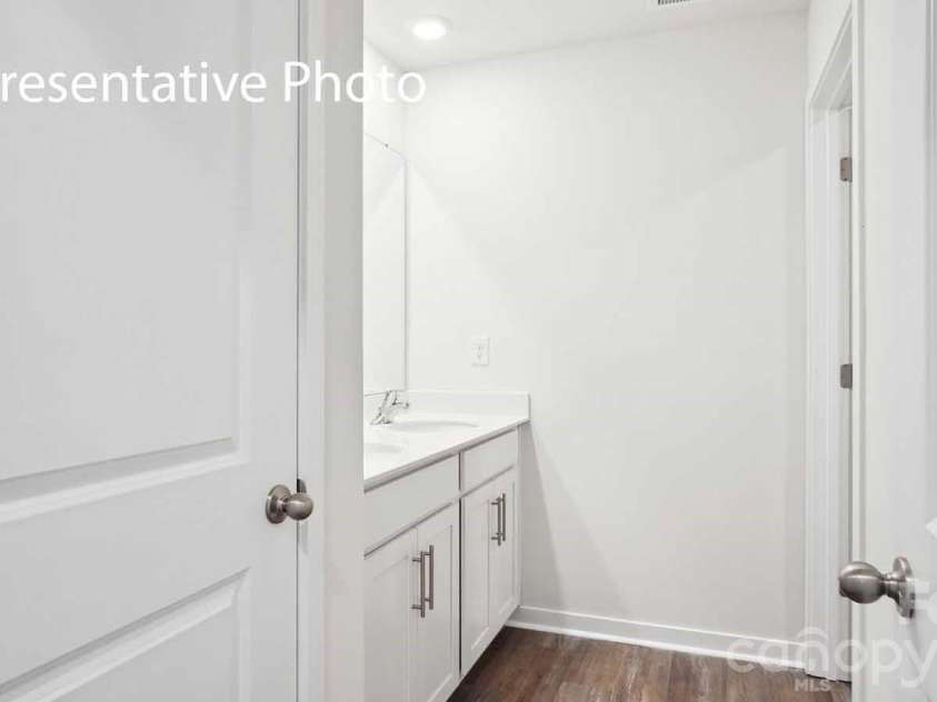 522 Brinkley Drive, Kings Mountain, NC 28086.  MLS# CAR4404598, YatesRealty ID 39096. 