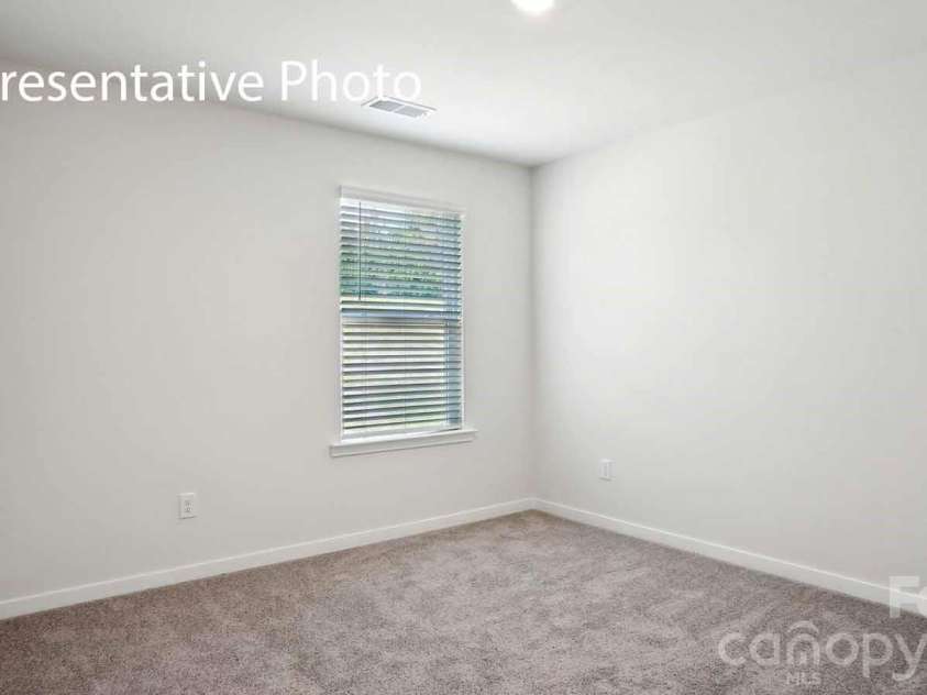 522 Brinkley Drive, Kings Mountain, NC 28086.  MLS# CAR4404598, YatesRealty ID 39096. 