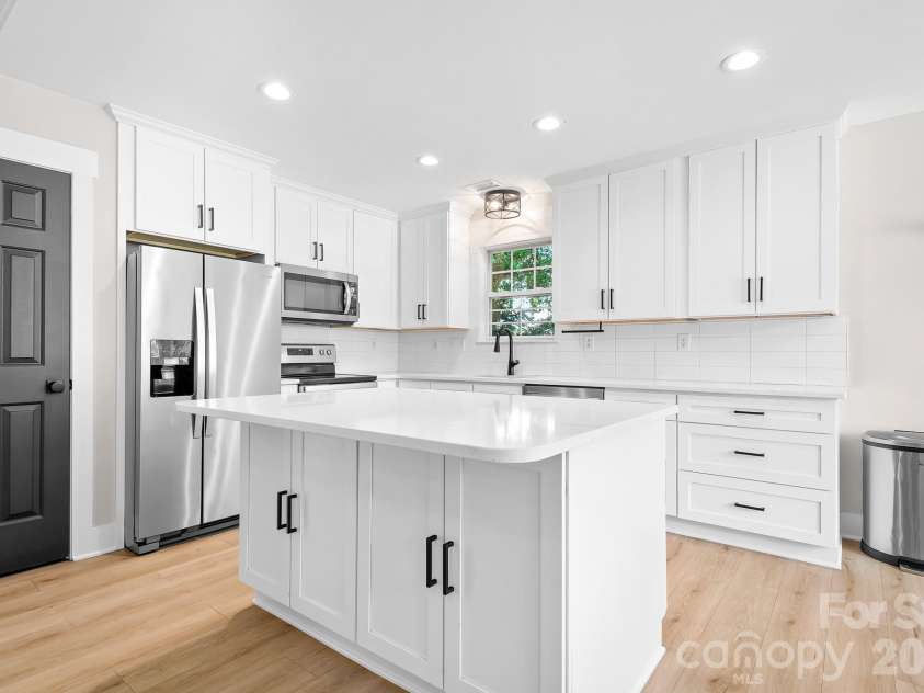 12601 Mayes Road, Huntersville, NC 28078.  MLS# CAR4396810, YatesRealty ID 39098. 