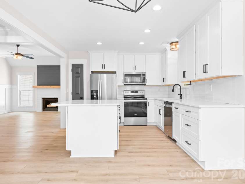 12601 Mayes Road, Huntersville, NC 28078.  MLS# CAR4396810, YatesRealty ID 39098. 