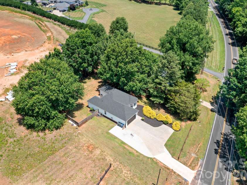 12601 Mayes Road, Huntersville, NC 28078.  MLS# CAR4396810, YatesRealty ID 39098. 