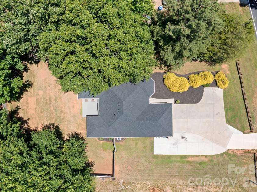 12601 Mayes Road, Huntersville, NC 28078.  MLS# CAR4396810, YatesRealty ID 39098. 