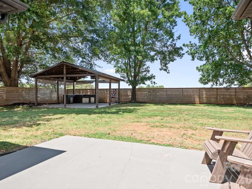12601 Mayes Road, Huntersville, NC 28078.  MLS# CAR4396810, YatesRealty ID 39098. 