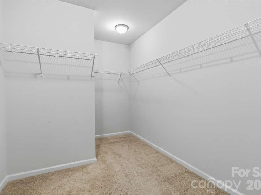 8420 Union Central Court, Waxhaw, NC 28173.  MLS# CAR4394109, YatesRealty ID 39099. 