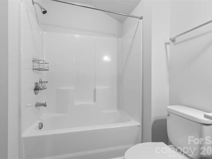 8420 Union Central Court, Waxhaw, NC 28173.  MLS# CAR4394109, YatesRealty ID 39099. 