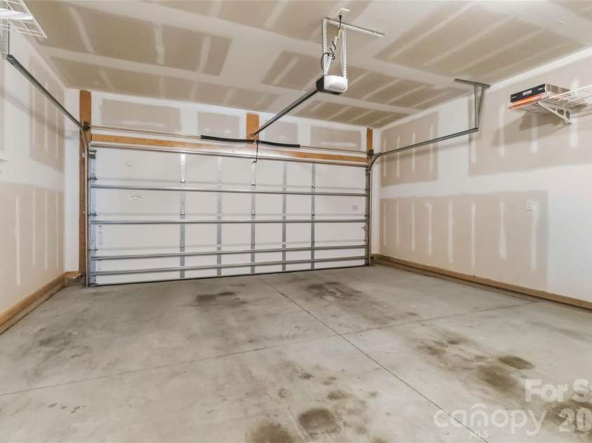 8420 Union Central Court, Waxhaw, NC 28173.  MLS# CAR4394109, YatesRealty ID 39099. 