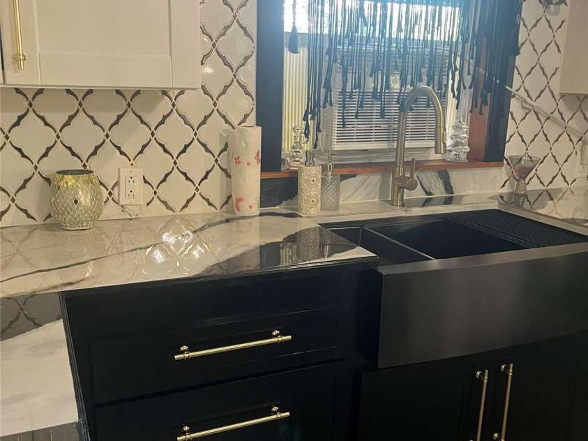 136 McCarran Trail, Statesville, NC 28625.  MLS# CAR4303879, YatesRealty ID 391. 