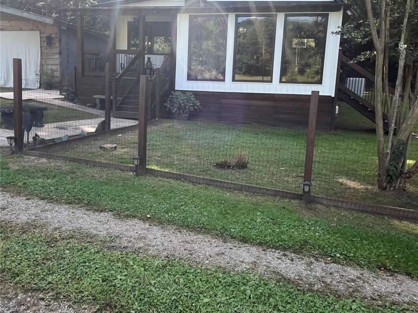 136 McCarran Trail, Statesville, NC 28625.  MLS# CAR4303879, YatesRealty ID 391. Front of home