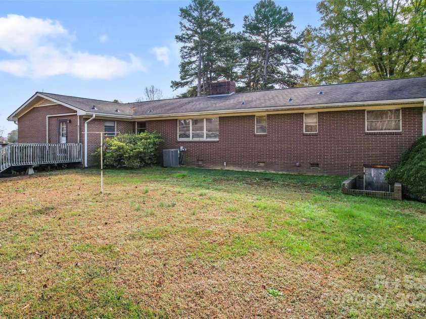 4620 Sherrills Ford Road, Salisbury, NC 28147.  MLS# CAR4203535, YatesRealty ID 3910. 