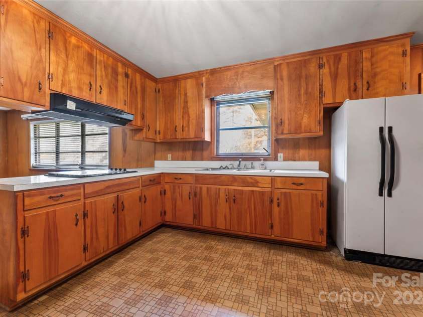 4620 Sherrills Ford Road, Salisbury, NC 28147.  MLS# CAR4203535, YatesRealty ID 3910. 