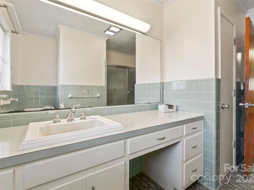 4620 Sherrills Ford Road, Salisbury, NC 28147.  MLS# CAR4203535, YatesRealty ID 3910. 