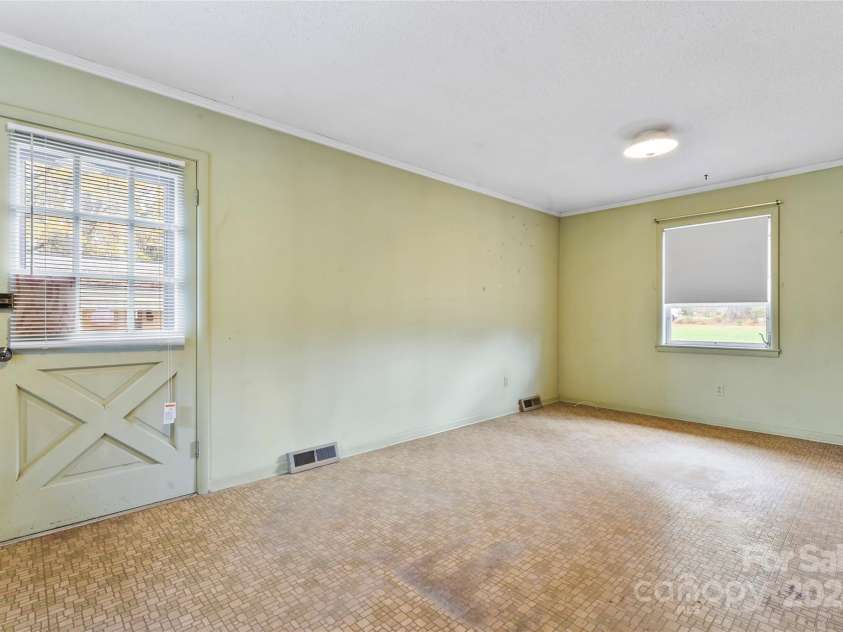 4620 Sherrills Ford Road, Salisbury, NC 28147.  MLS# CAR4203535, YatesRealty ID 3910. 