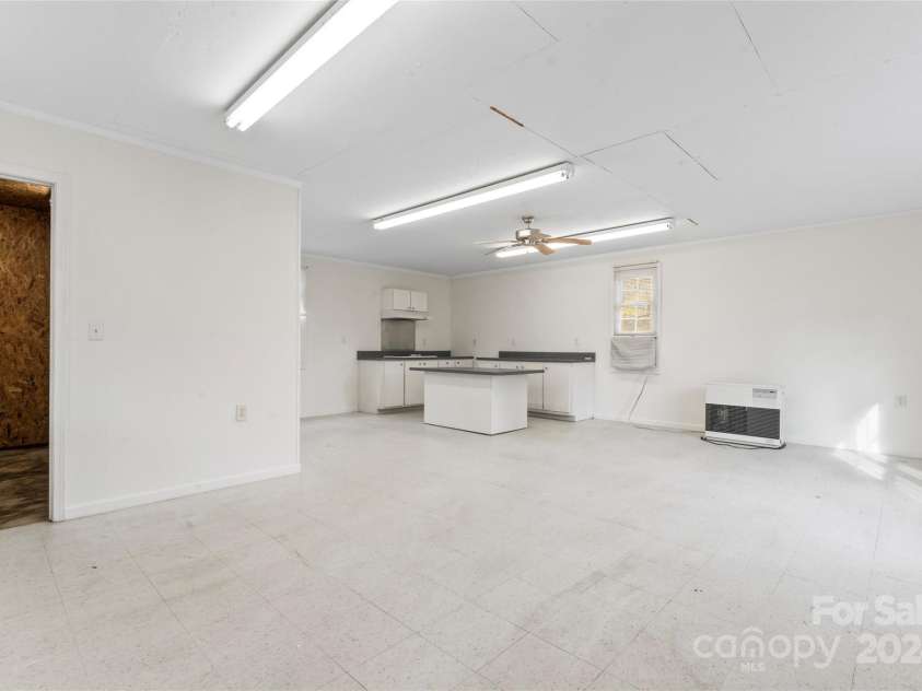 4620 Sherrills Ford Road, Salisbury, NC 28147.  MLS# CAR4203535, YatesRealty ID 3910. 