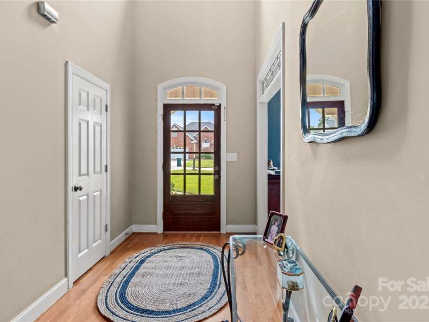 5220 Vineleaf Court, Clemmons, NC 27012.  MLS# CAR4299109, YatesRealty ID 3910. 