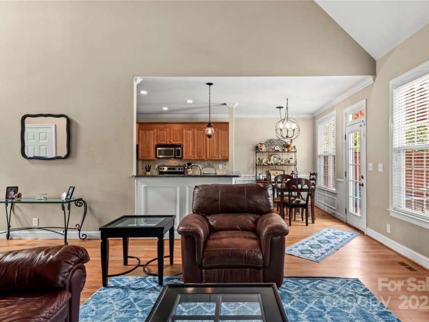 5220 Vineleaf Court, Clemmons, NC 27012.  MLS# CAR4299109, YatesRealty ID 3910. 