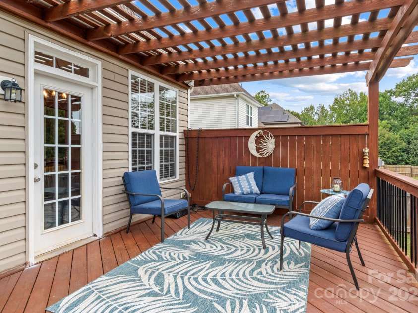 5220 Vineleaf Court, Clemmons, NC 27012.  MLS# CAR4299109, YatesRealty ID 3910. 