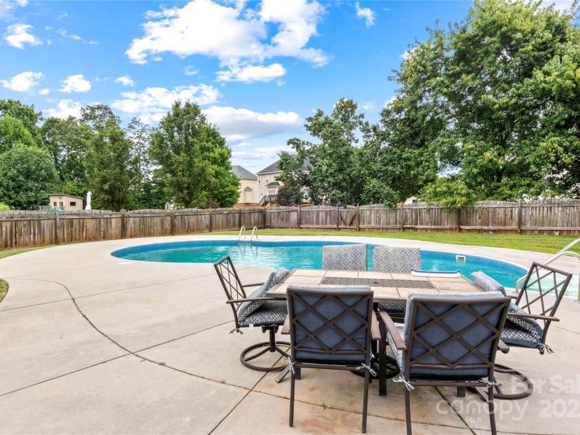 5220 Vineleaf Court, Clemmons, NC 27012.  MLS# CAR4299109, YatesRealty ID 3910. 