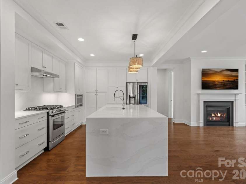 9141 Robbins Preserve Road, Cornelius, NC 28031.  MLS# CAR4397019, YatesRealty ID 39103. 