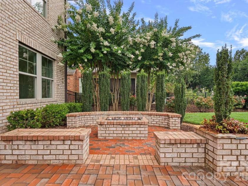 9141 Robbins Preserve Road, Cornelius, NC 28031.  MLS# CAR4397019, YatesRealty ID 39103. 