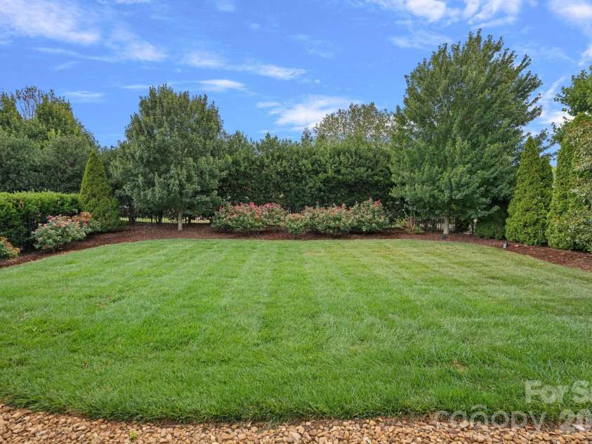 9141 Robbins Preserve Road, Cornelius, NC 28031.  MLS# CAR4397019, YatesRealty ID 39103. 