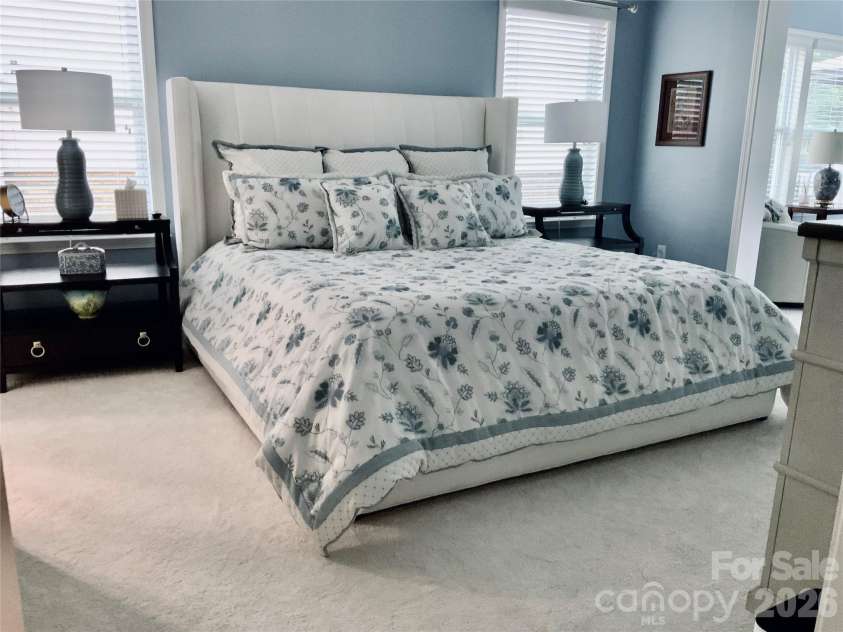 5064 Stonehill Lane, Matthews, NC 28104.  MLS# CAR4405518, YatesRealty ID 39104. Primary Bedroom Suite