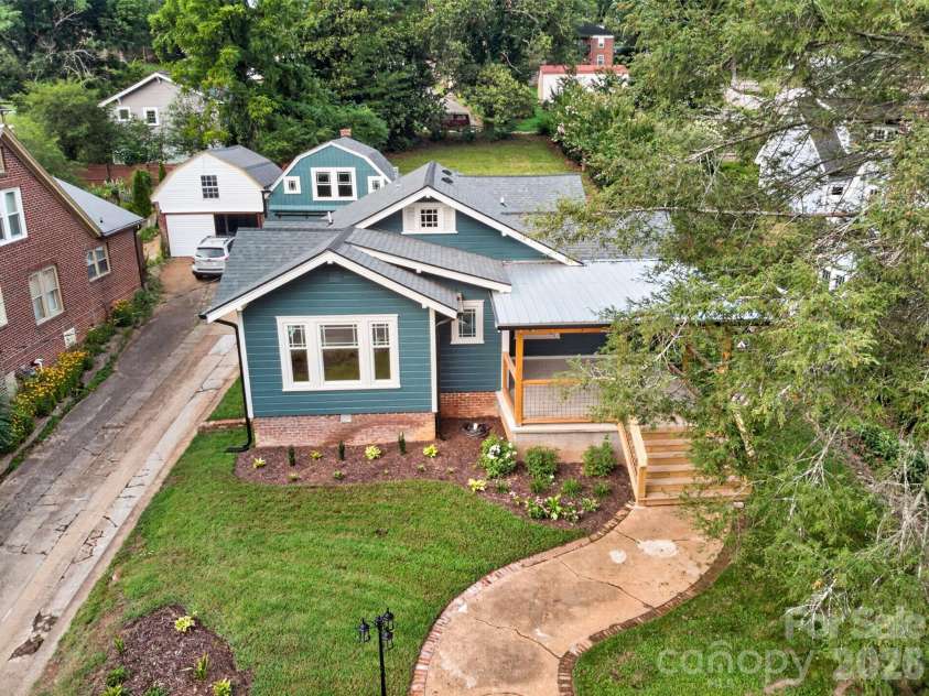 217 Norwood Street, Lenoir, NC 28645.  MLS# CAR4405873, YatesRealty ID 39105. 