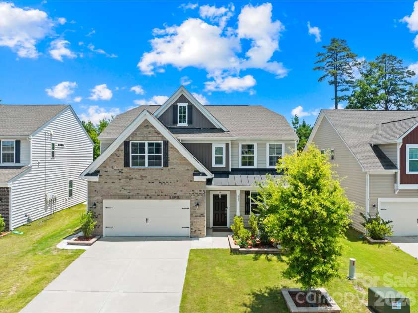 923 Wood Apple Lane, Fort Mill, SC 29708.  MLS# CAR4393423, YatesRealty ID 39107. 