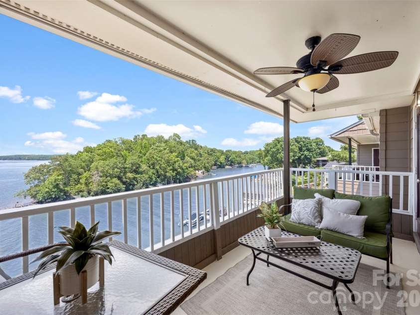 9808 Emerald Point Drive, Charlotte, NC 28278.  MLS# CAR4393895, YatesRealty ID 39108. Rear Balcony