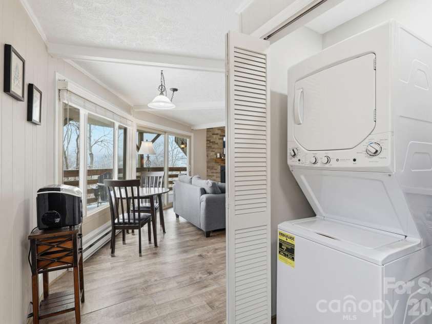 315 Timber Ridge Road, Sugar Mountain, NC 28604.  MLS# CAR4344211, YatesRealty ID 3911. 