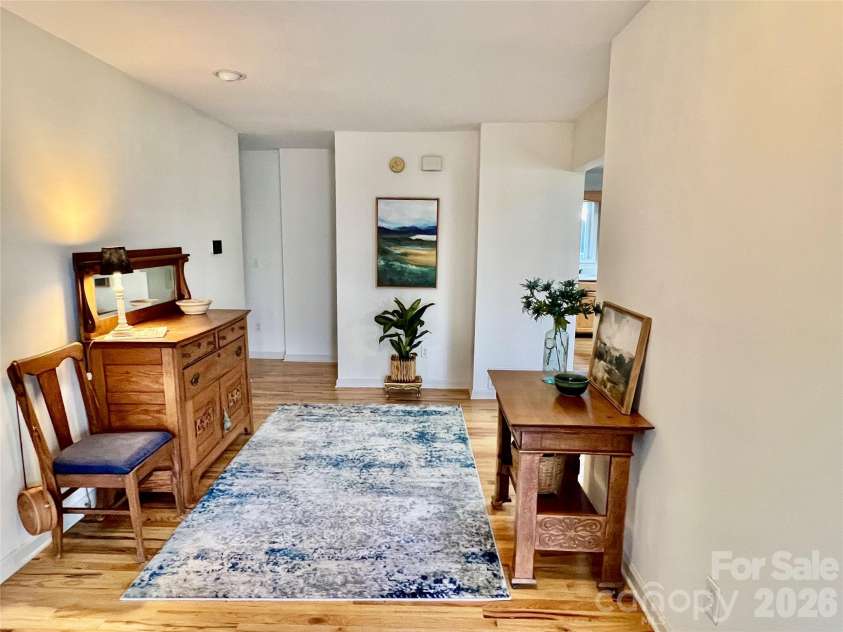 33 Ugedaliyvi Court, Brevard, NC 28712.  MLS# CAR4349656, YatesRealty ID 3911. Pretty entry hall