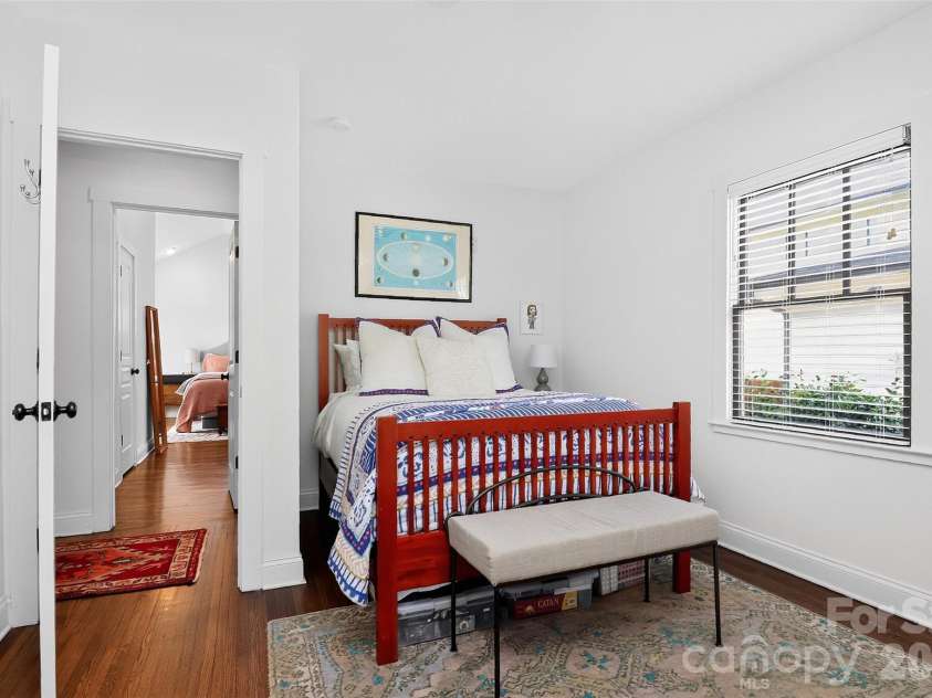 922 Drummond Avenue, Charlotte, NC 28205.  MLS# CAR4404584, YatesRealty ID 39113. 