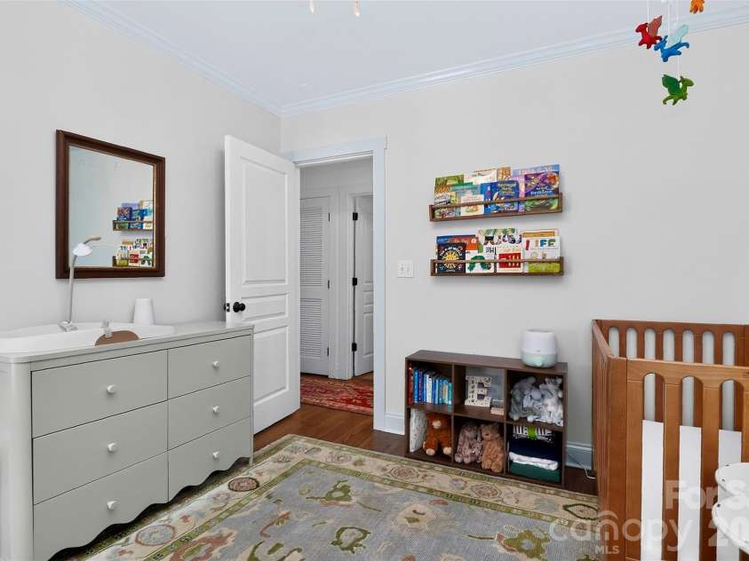 922 Drummond Avenue, Charlotte, NC 28205.  MLS# CAR4404584, YatesRealty ID 39113. 