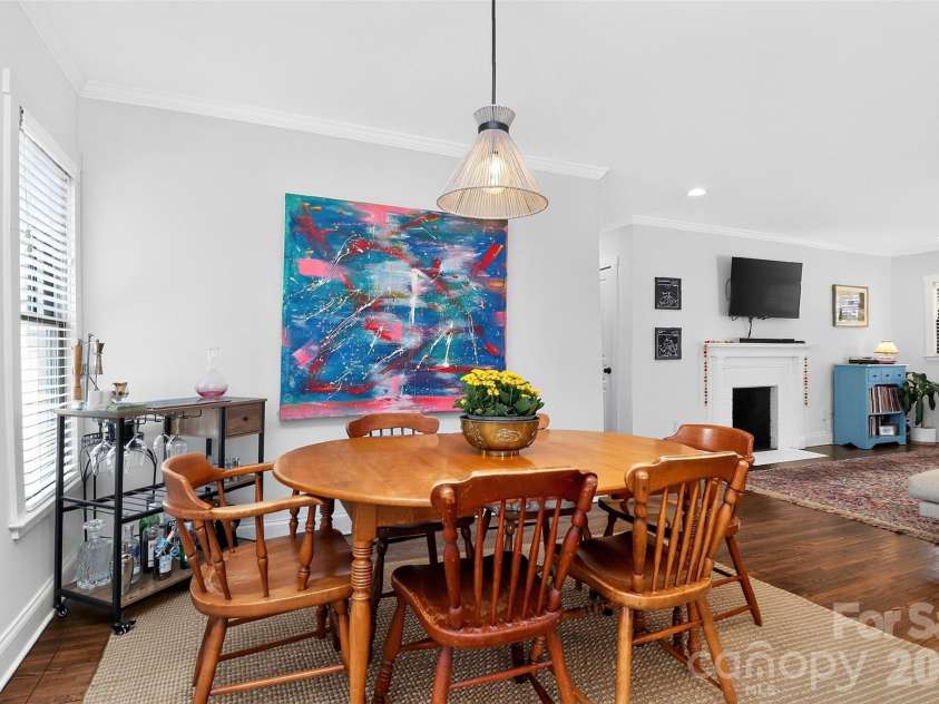 922 Drummond Avenue, Charlotte, NC 28205.  MLS# CAR4404584, YatesRealty ID 39113. 