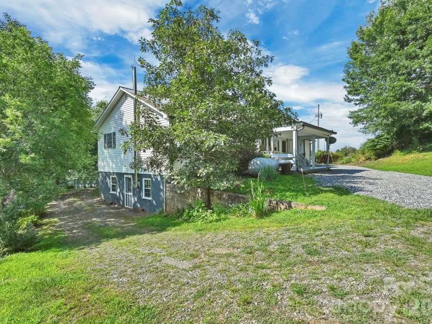 553 Morgan Branch Road, Marshall, NC 28753.  MLS# CAR4400698, YatesRealty ID 39114. 