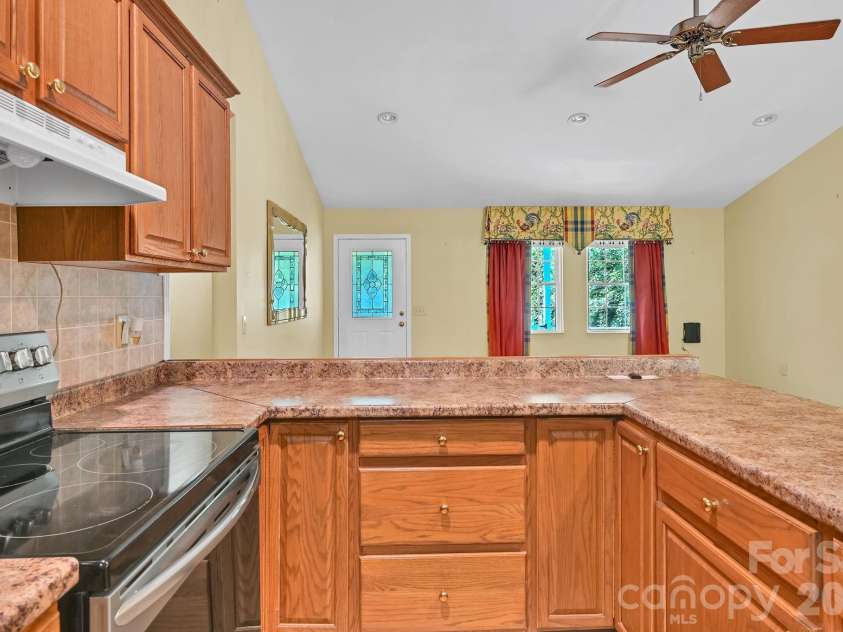 553 Morgan Branch Road, Marshall, NC 28753.  MLS# CAR4400698, YatesRealty ID 39114. 