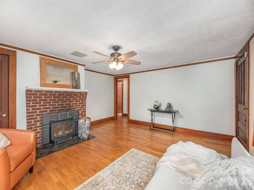 5249 Old Clyde Road, Clyde, NC 28721.  MLS# CAR4403909, YatesRealty ID 39117. 