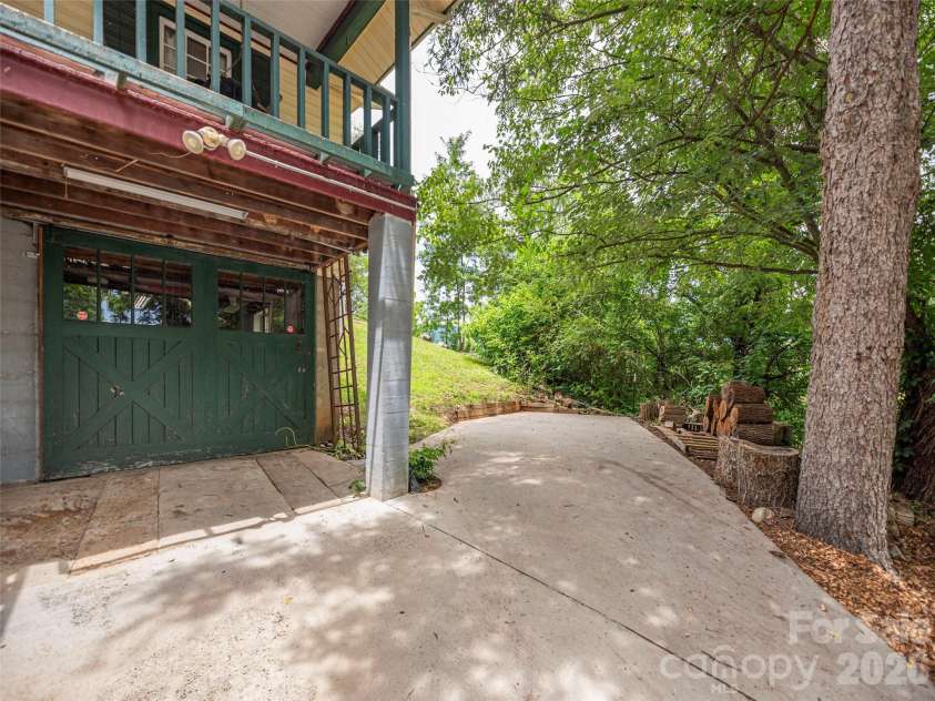 5249 Old Clyde Road, Clyde, NC 28721.  MLS# CAR4403909, YatesRealty ID 39117. 