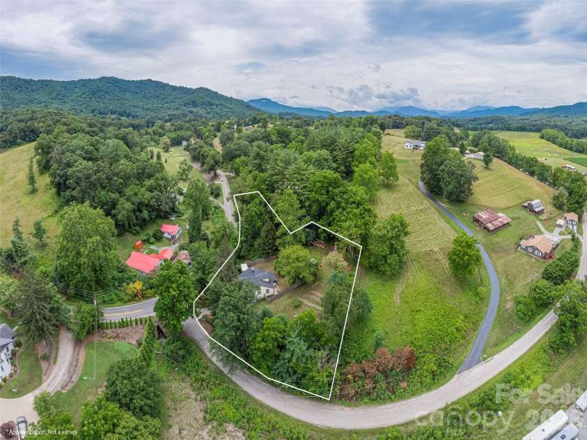 5249 Old Clyde Road, Clyde, NC 28721.  MLS# CAR4403909, YatesRealty ID 39117. 