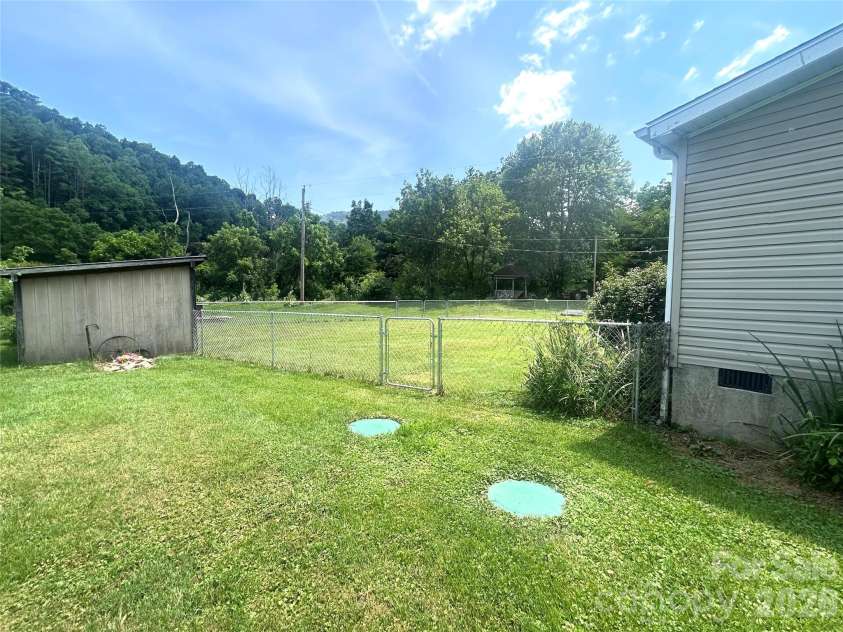 10755 NC 209 Highway, Hot Springs, NC 28743.  MLS# CAR4400645, YatesRealty ID 39118. 