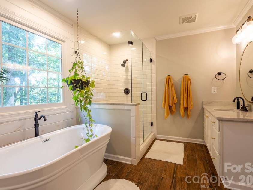 8907 Magnolia Estates Drive, Cornelius, NC 28031.  MLS# CAR4406312, YatesRealty ID 39119. 