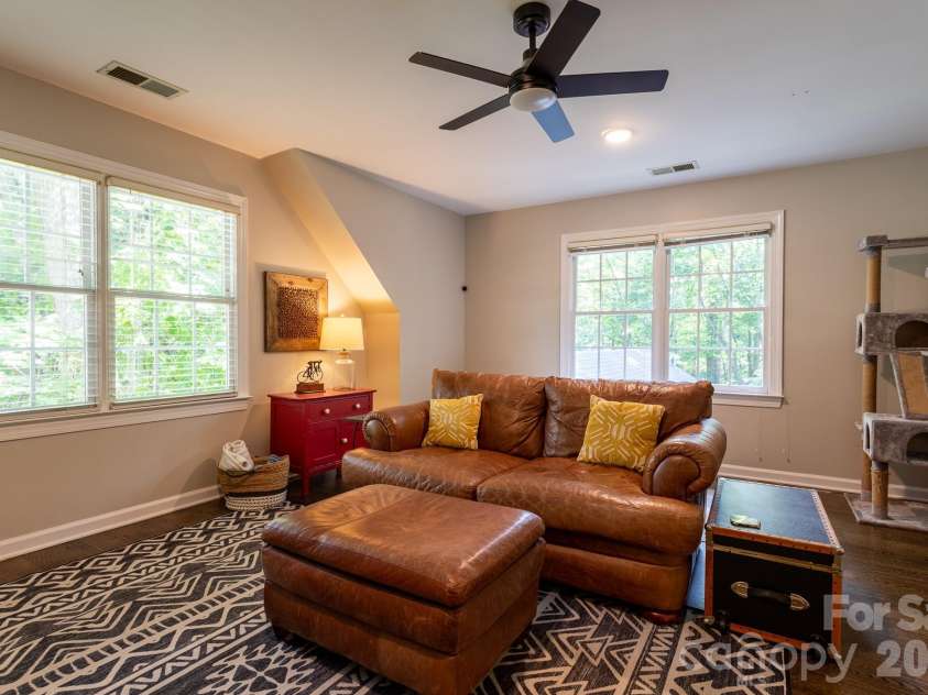 8907 Magnolia Estates Drive, Cornelius, NC 28031.  MLS# CAR4406312, YatesRealty ID 39119. 