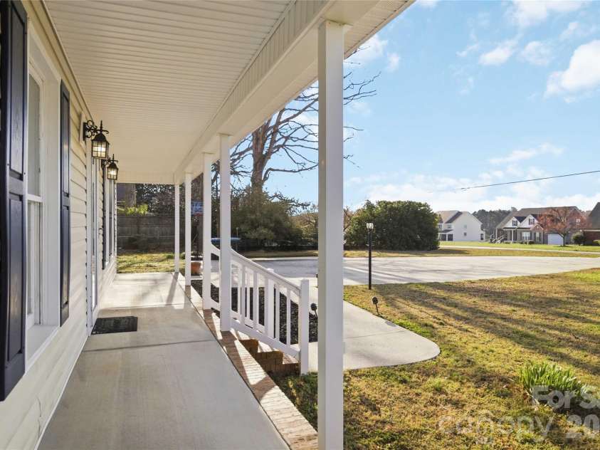 509 Baucom Deese Road, Monroe, NC 28110.  MLS# CAR4353046, YatesRealty ID 3912. 
