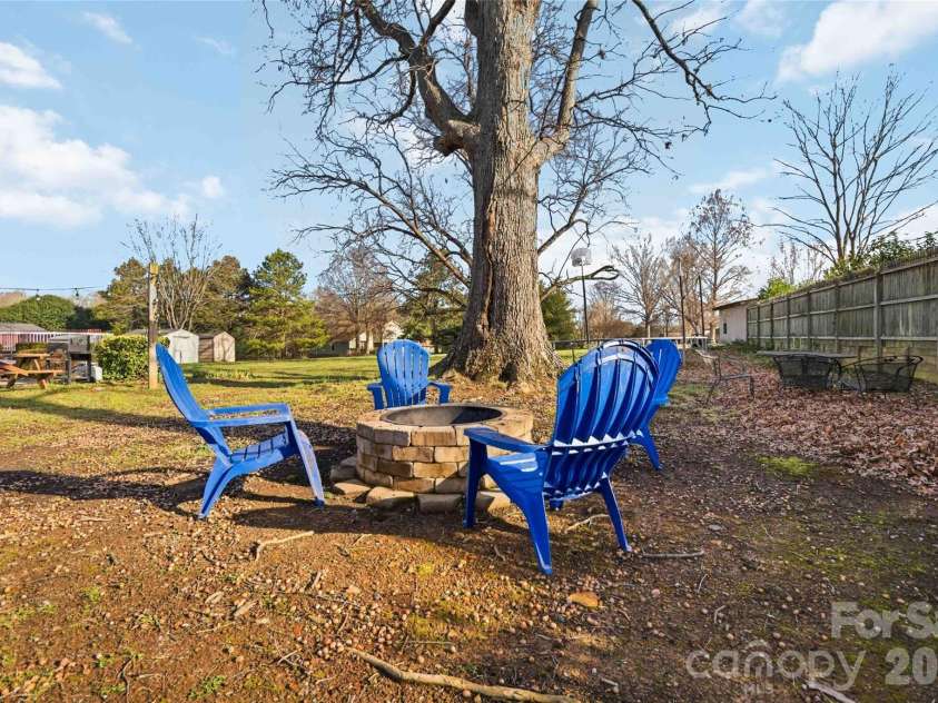 509 Baucom Deese Road, Monroe, NC 28110.  MLS# CAR4353046, YatesRealty ID 3912. 