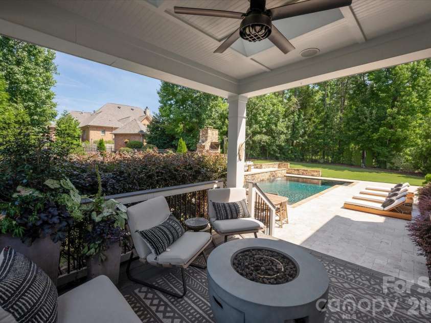 971 Castlewatch Drive, Fort Mill, SC 29708.  MLS# CAR4402359, YatesRealty ID 39121. 