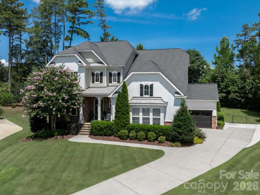 971 Castlewatch Drive, Fort Mill, SC 29708.  MLS# CAR4402359, YatesRealty ID 39121. 