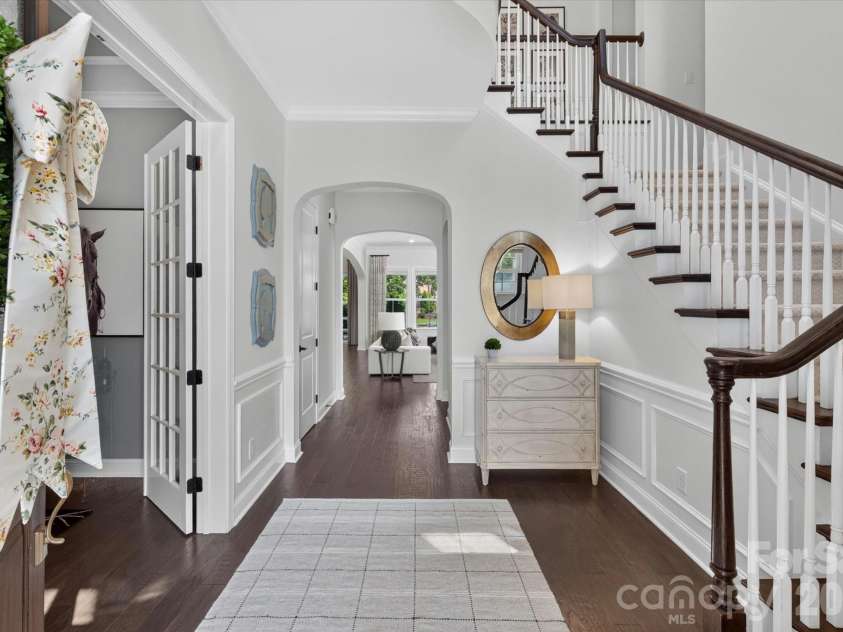 971 Castlewatch Drive, Fort Mill, SC 29708.  MLS# CAR4402359, YatesRealty ID 39121. Entry foyer makes a statement