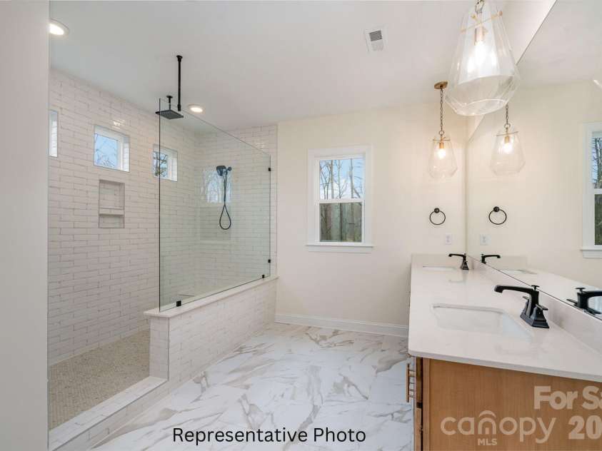 496 Edmunds Lane, Clover, SC 29710.  MLS# CAR4398670, YatesRealty ID 39122. 