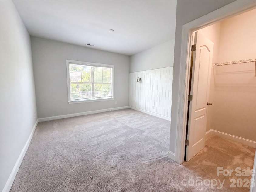 147 Monteray Oaks Circle, Fort Mill, SC 29715.  MLS# CAR4406547, YatesRealty ID 39123. 